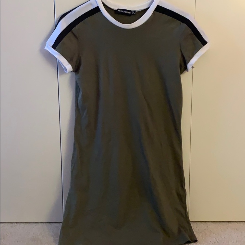 Pretty Little Thing Fitted T-Shirt Dress